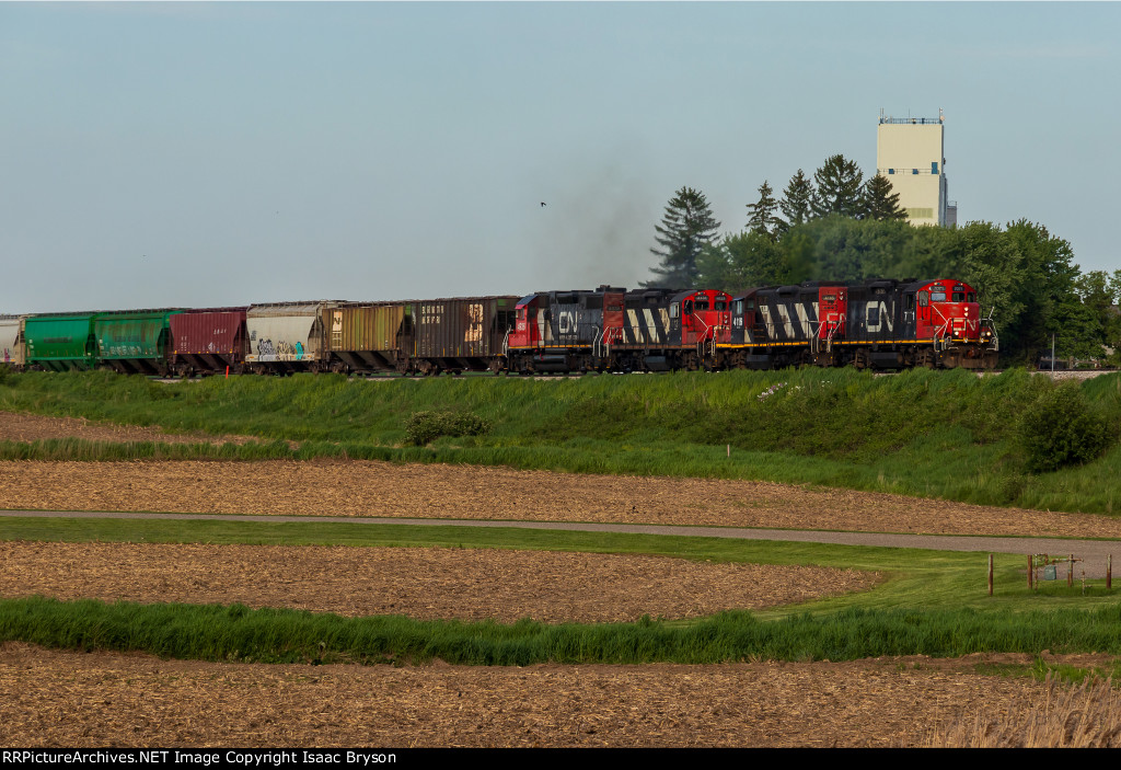 CN 7071